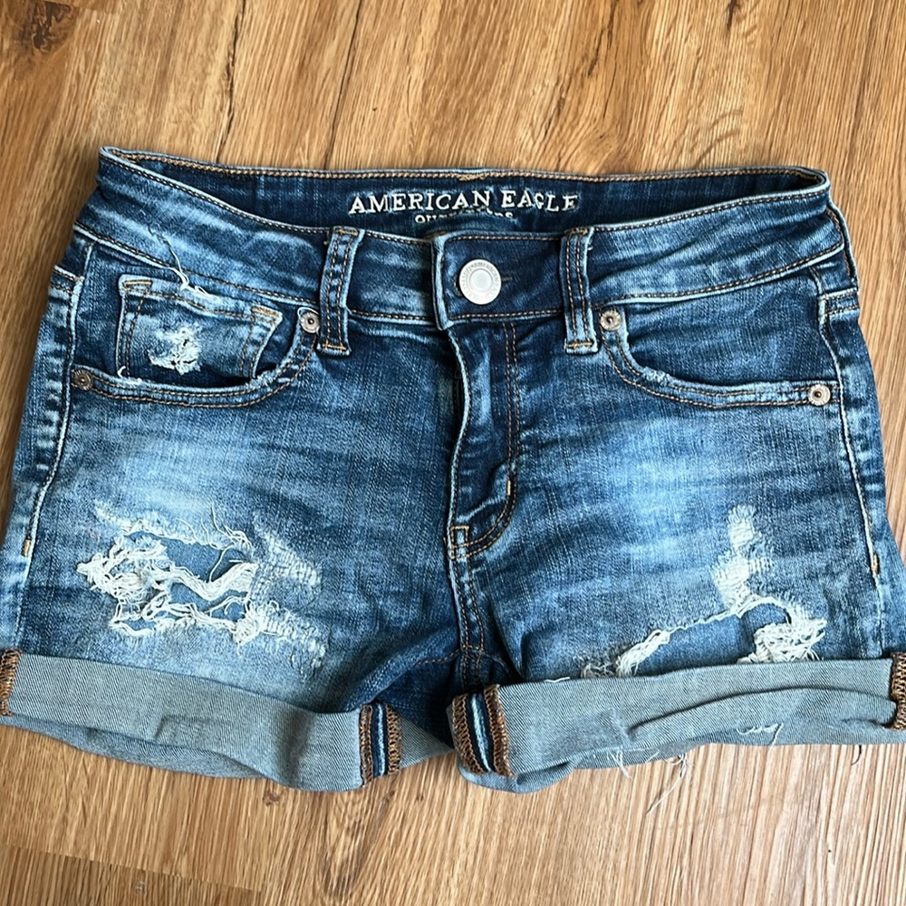 American eagle shorts size 2